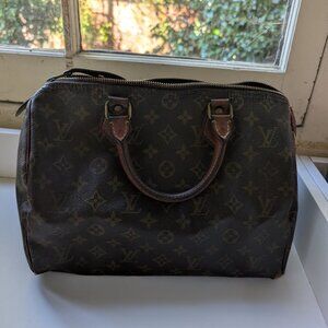 Authentic Vintage Louis Vuitton Speedy 30